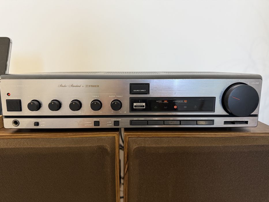 Sistem Vintage Amplificator Fisher CA-520 si boxe Sanyo