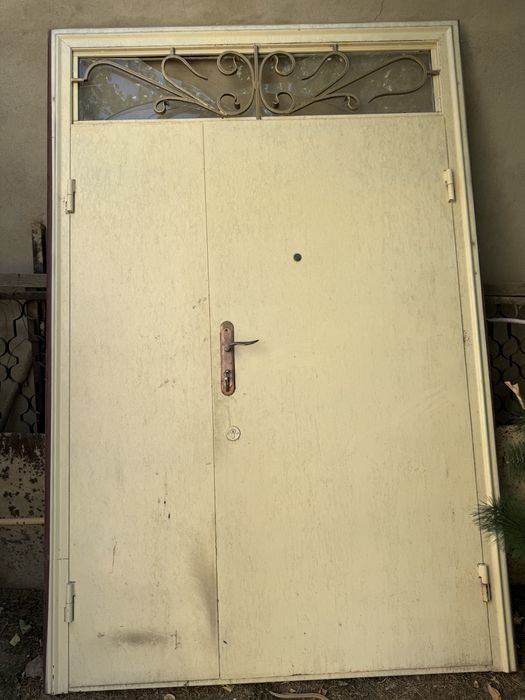 Железная дверь (Безопасная дверь)