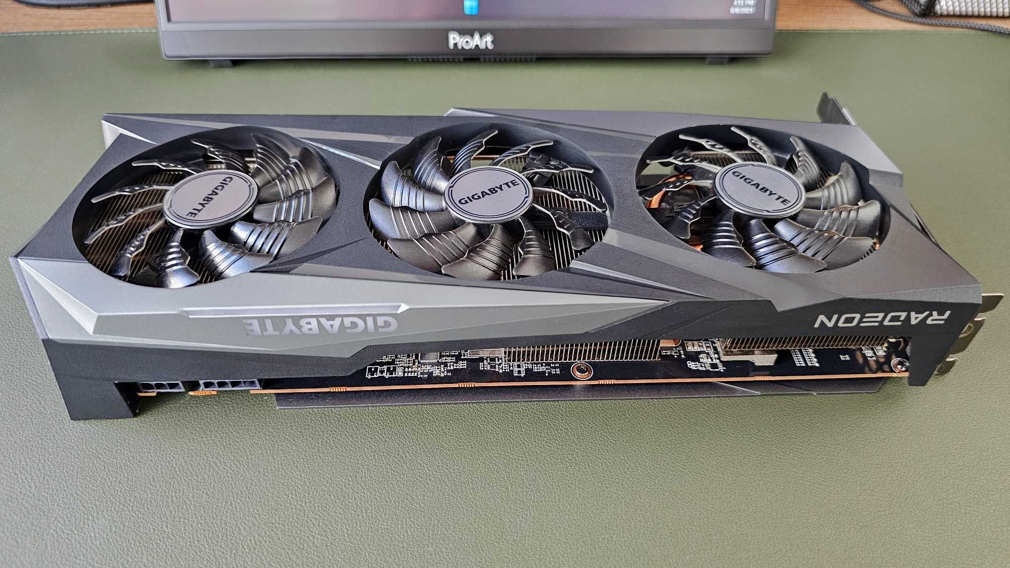 Placa video AMD GIGABYTE RX 6750 XT GAMING OC 12GB GDDR6 1‎92-bit