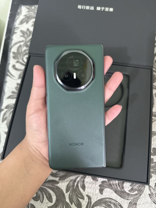 Honor Magic V3 (China) 16/512  Green