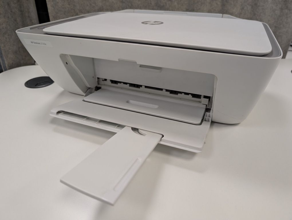 Принтер цветен HP DeskJet 2720e All-in-One (бял)