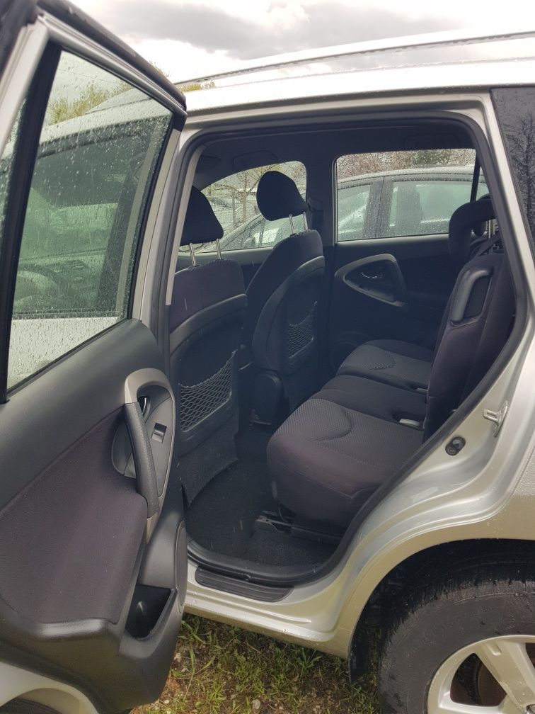 Toyota RAV4, 2008 г., 2.2, 136 к.с., D4D, 4х4