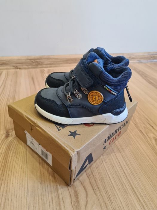 Боти за момче American club