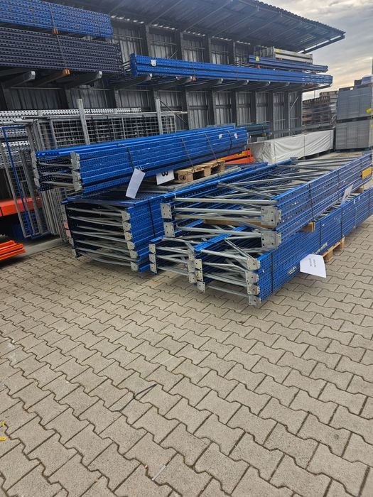 Rafturi metalice pentru depozit