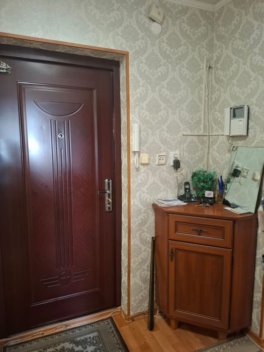 Продам мебель в прихожую комнату