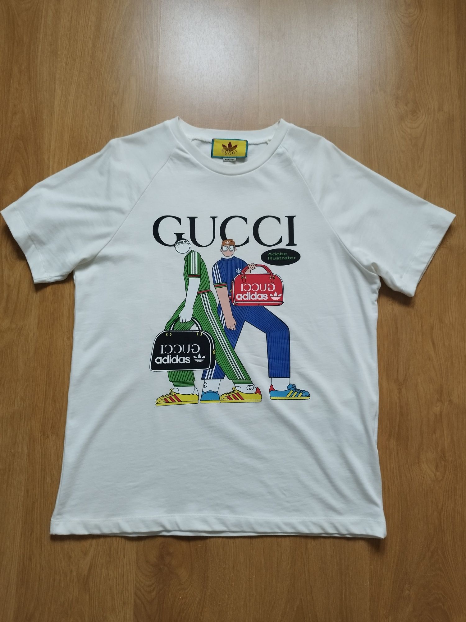 Продавам тениска Gucci