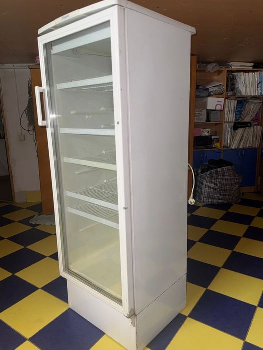 Продам холодильник