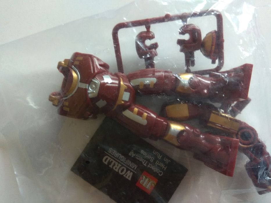 Darkseid, Loki, Bat Iron man Battle suite Age of Ultron big figurines