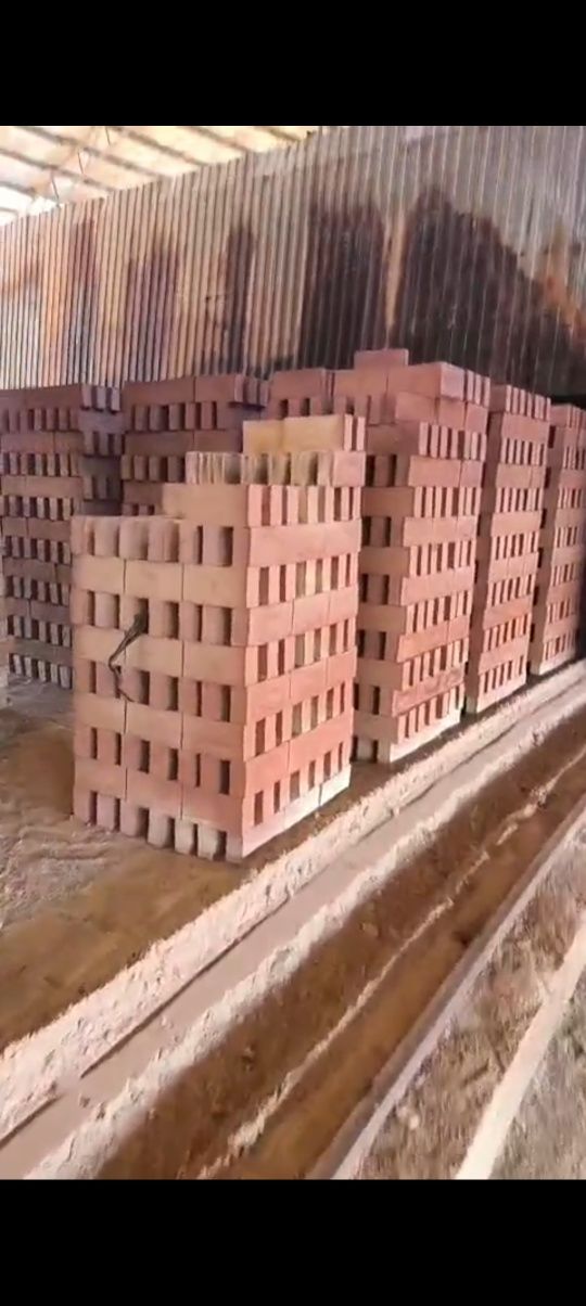 Кирпич красный, жжёный доставка