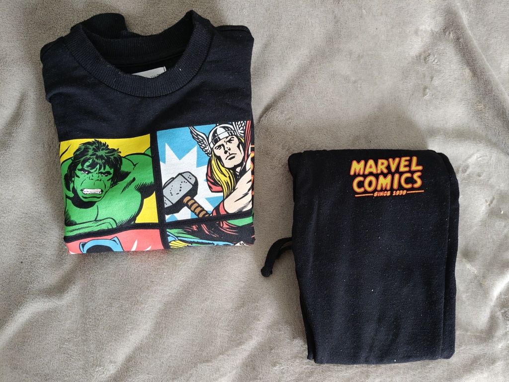 Детски комплект блуза и панталон Marvel