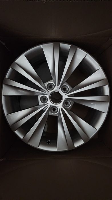 Janta noua skoda superb