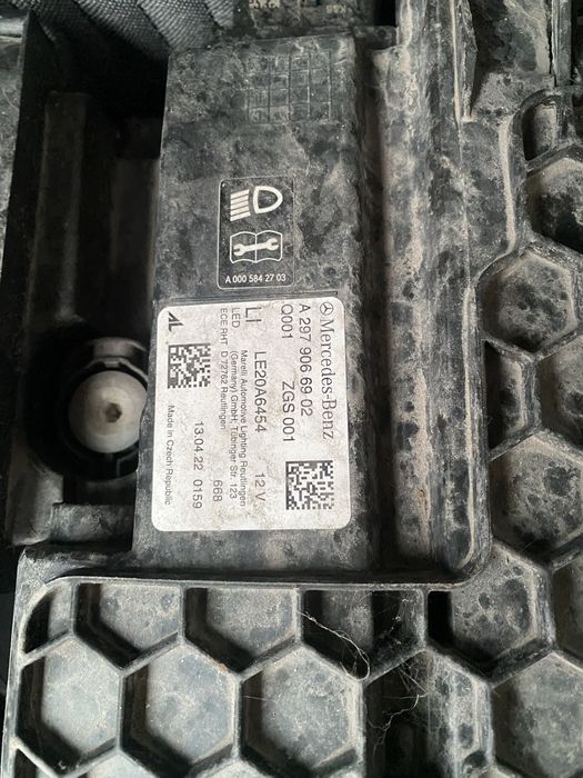 Левая фара Mercedes-Benz EQS 350 (оригинал, LED, рабочая)