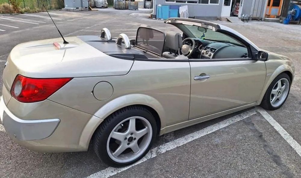 Renault Megane Vand Renault Megane 2 CC Cabrio Karmann Edition