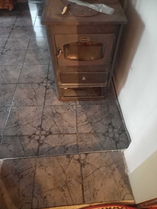 Продавам печка камина