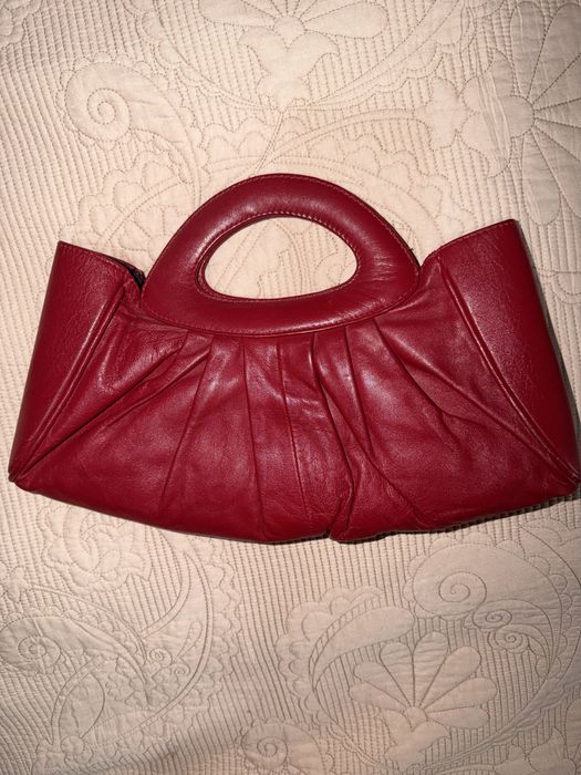 Сумка красная, натуральная кожа