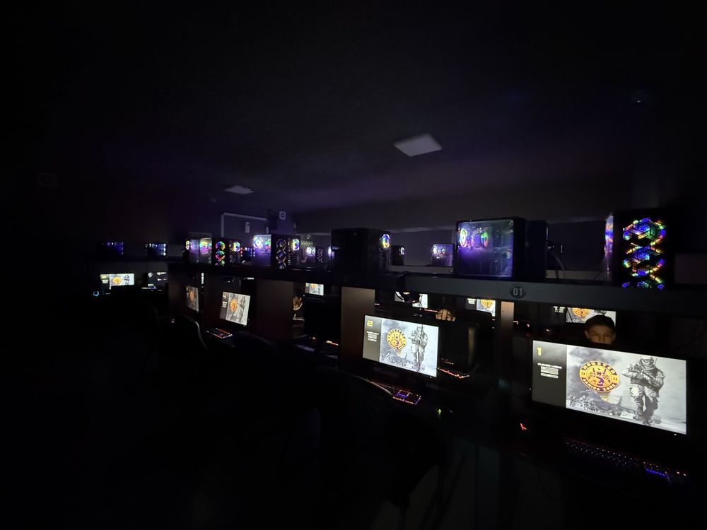 Продается компьютерный клуб (Game club) в очень удобной локации