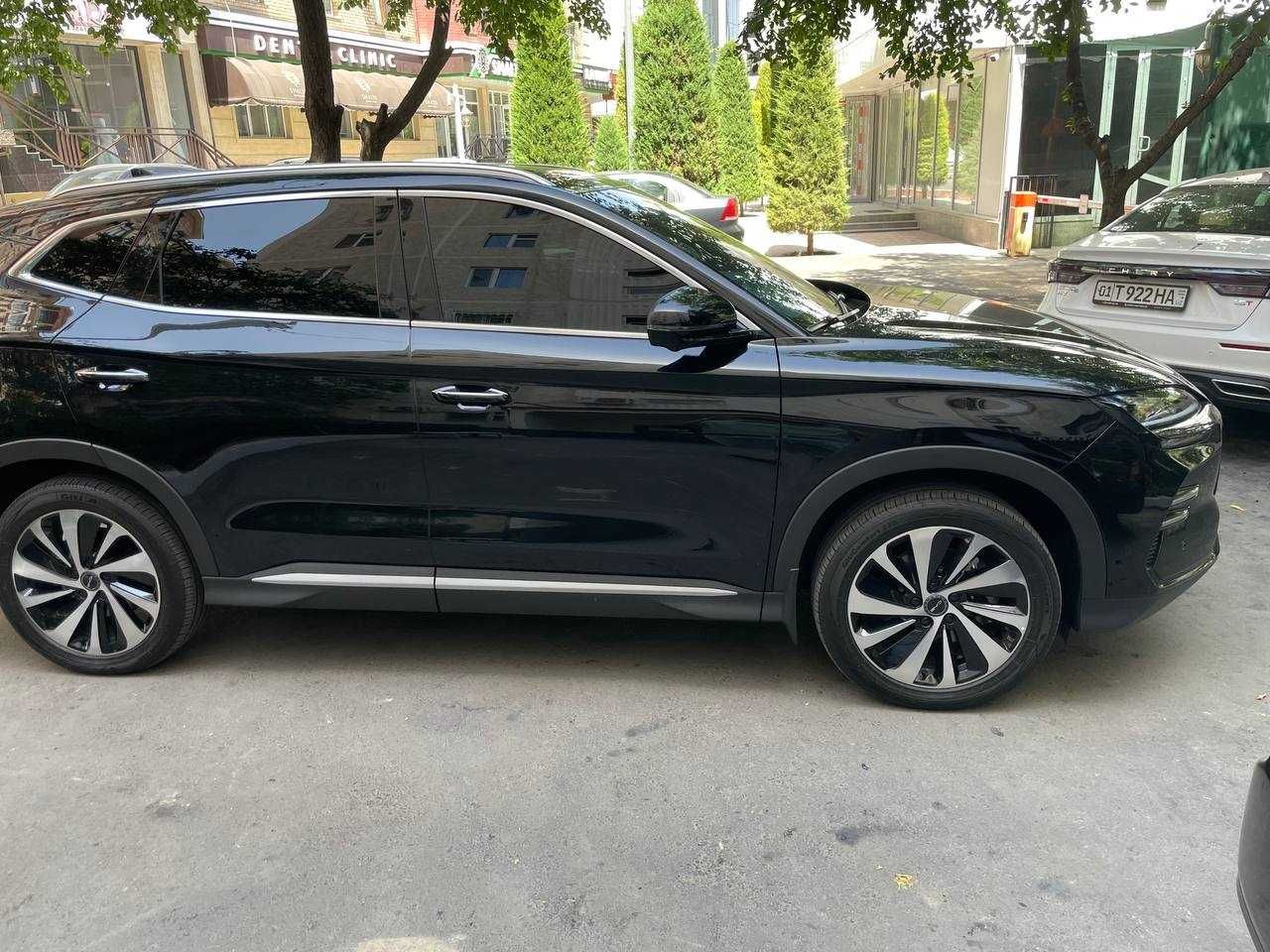 BYD CHampion EV 605