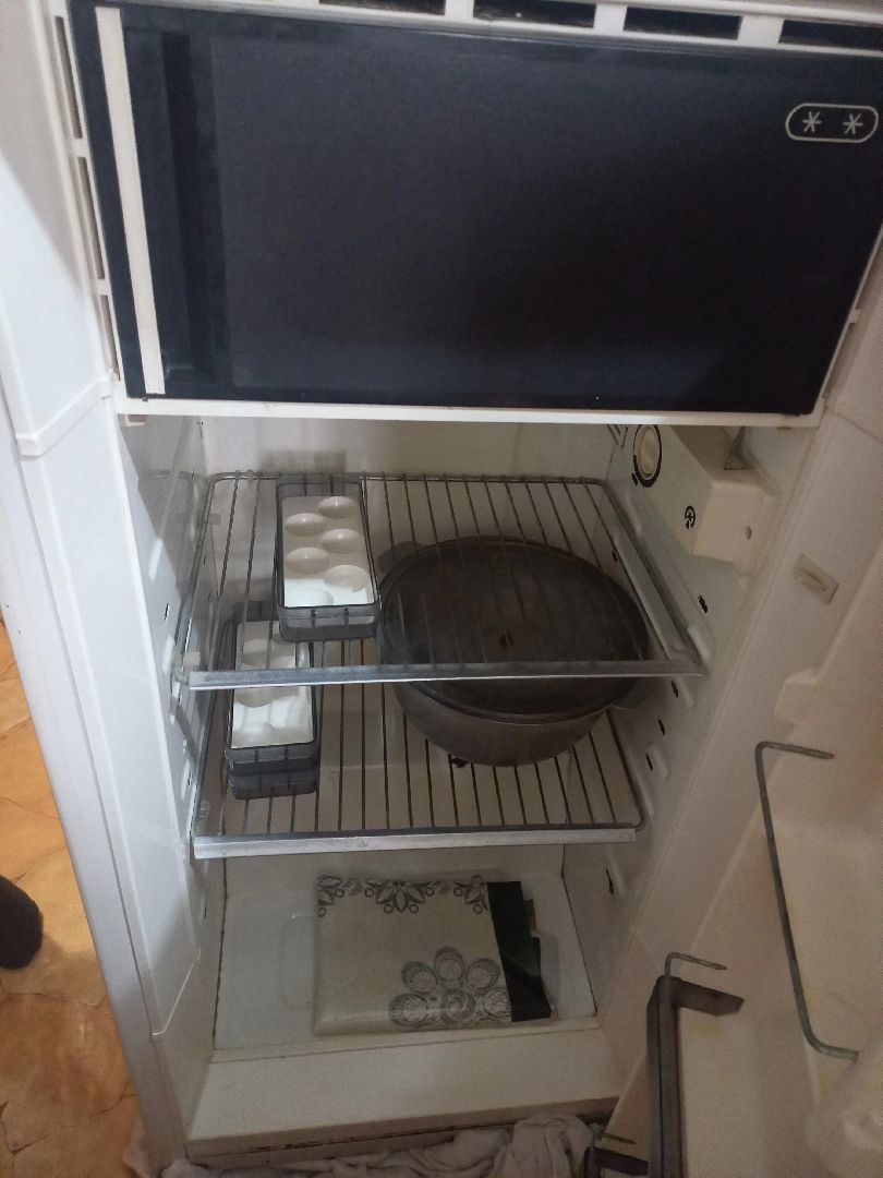 Холодильник продам бу срочно рабочий