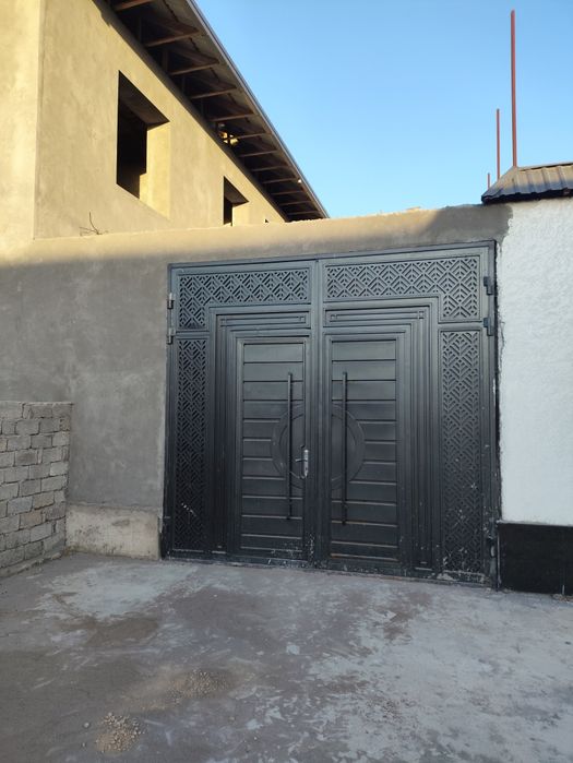 Коттедж 2,5 сотих. Янгихаёт тумани