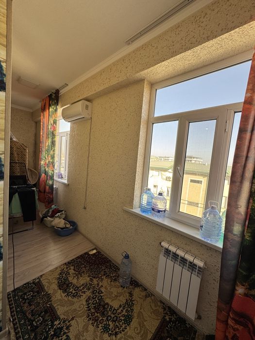 3 xonalik kvartira sotiladi sharq 2 dan 100 m2