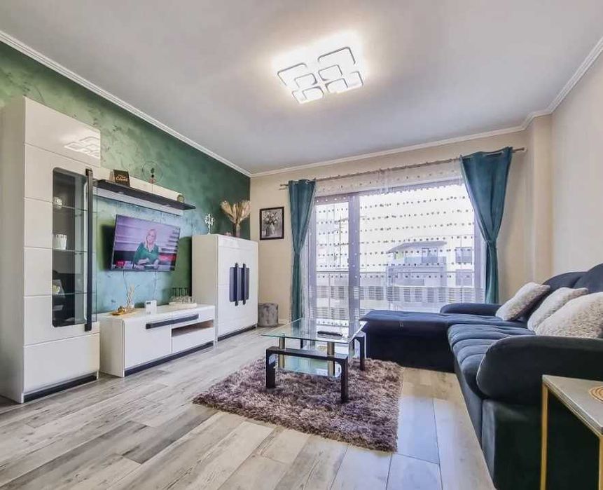 Дава се под наем Тристаен апартамент в Пловдив, Център - 78 кв.м за 219.3 € - Снимка #2