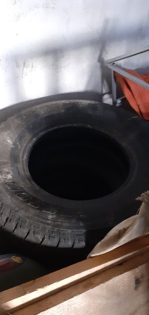 Бриджстоун 225/70 r15