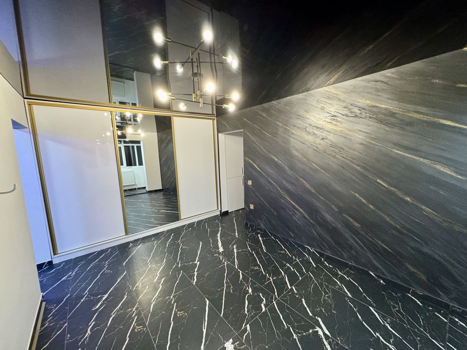 Vand apartament 2 cam bd 1 decembrie 1918