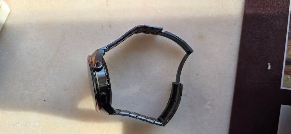 Huawei watch 4 pro space editon