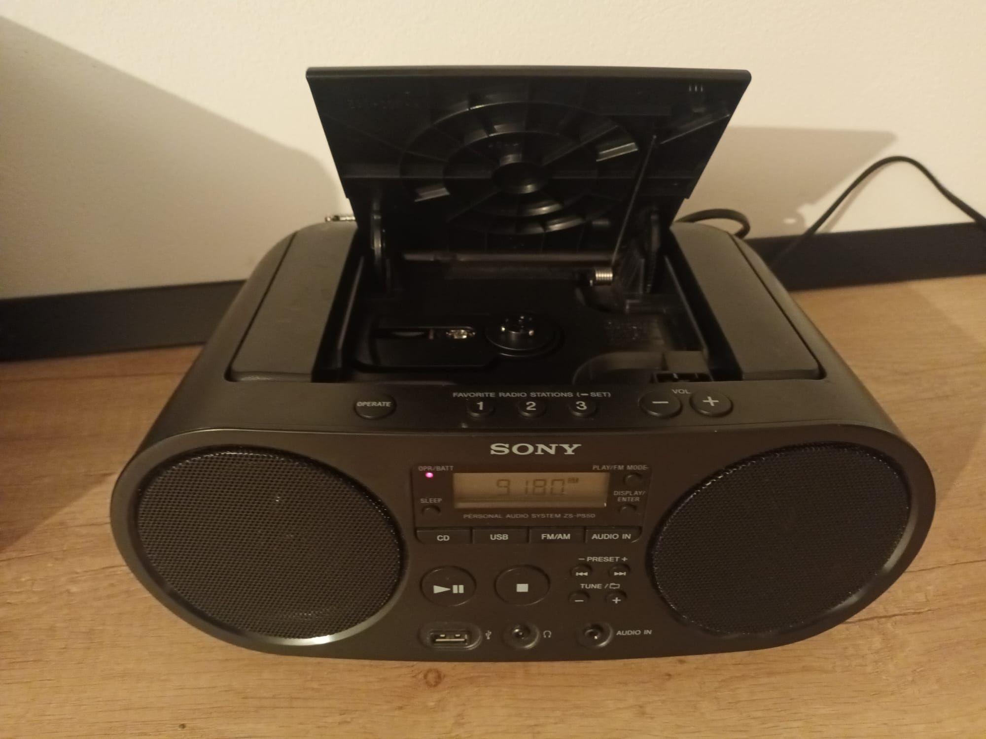 RADIO Sony cu CD și USB negru