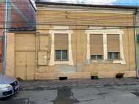 Vand casa in Lugoj, zona centrala.
