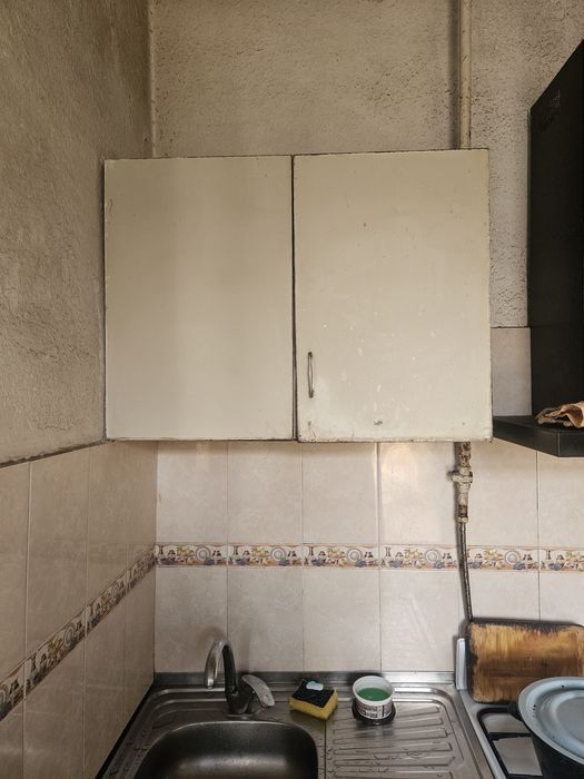 Oshxona mebel sotiladi