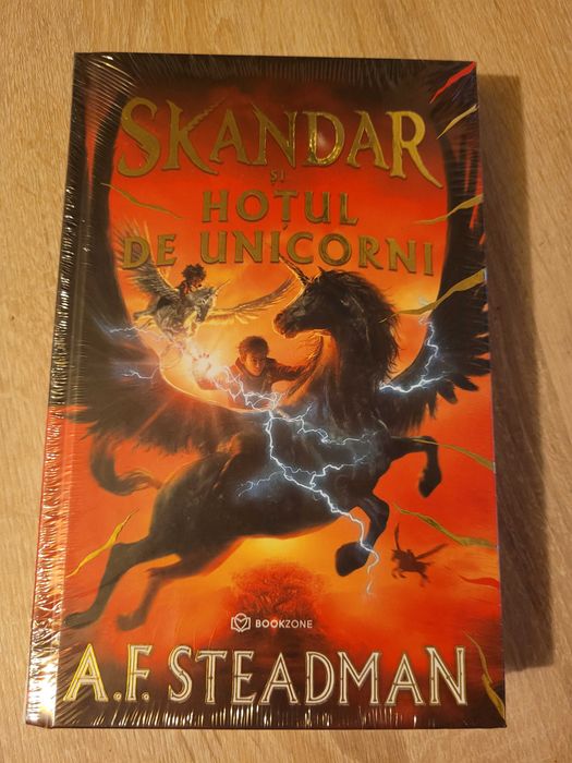 Carte SKANDAR si hotul de unicorni Craciun cadou