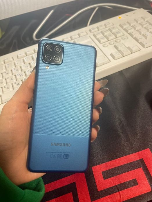 Samsung Galaxy A12 продам