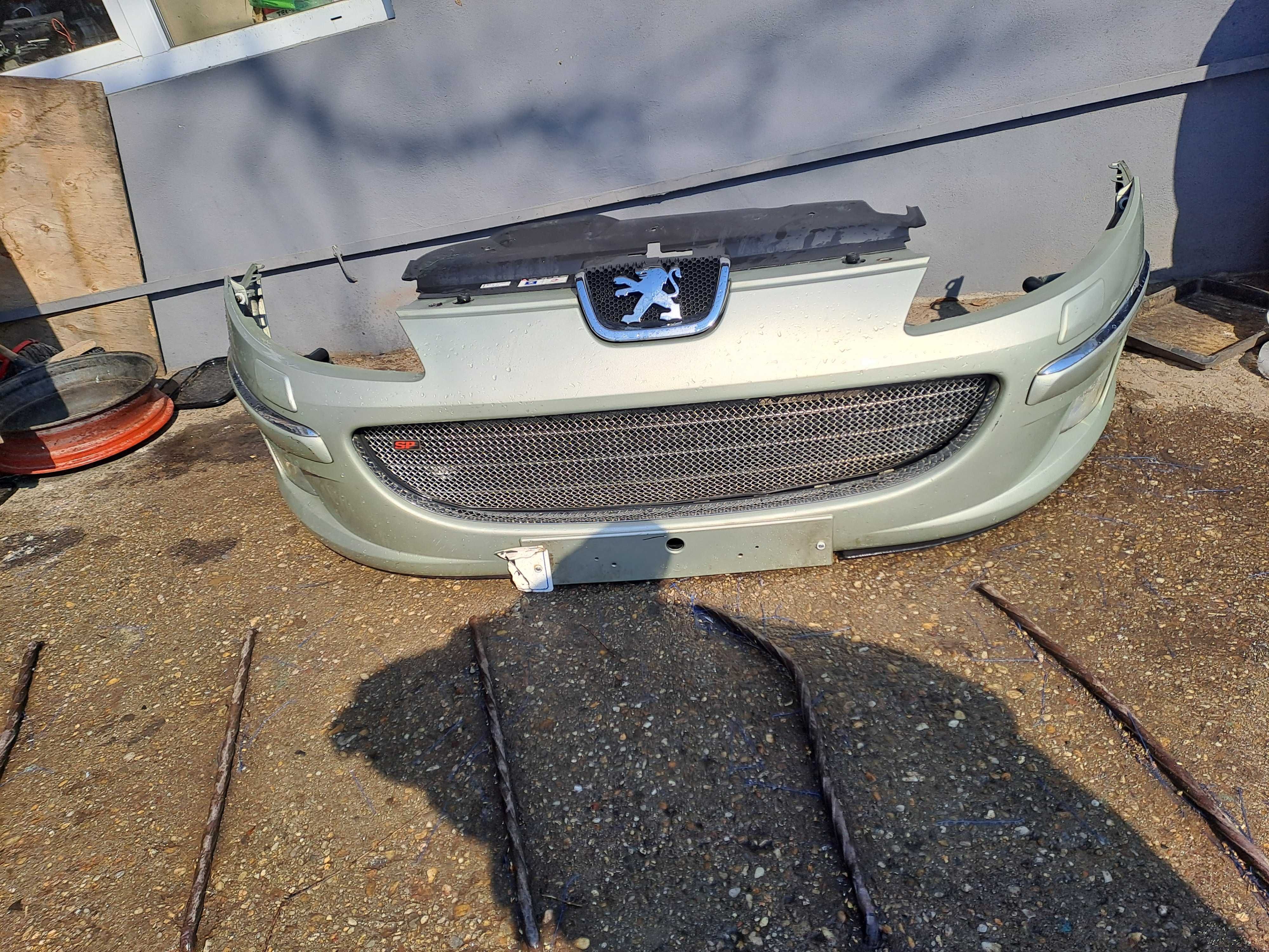 Bara Fata spoiler Peugeot 407 cu spalatoare far si proiectoare RS