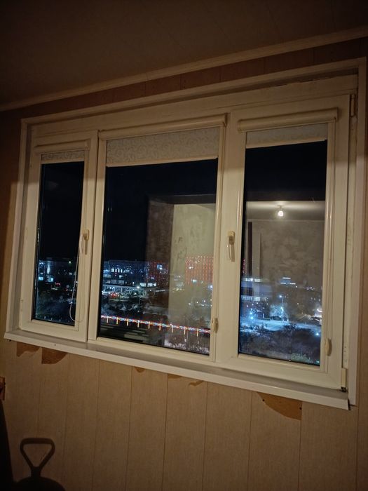 Продам 2 пластиковых окна