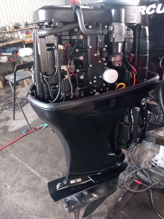 Motot de barca Mercury EFI 115 cp, 4 timpi (model cu cap motor Yamaha)