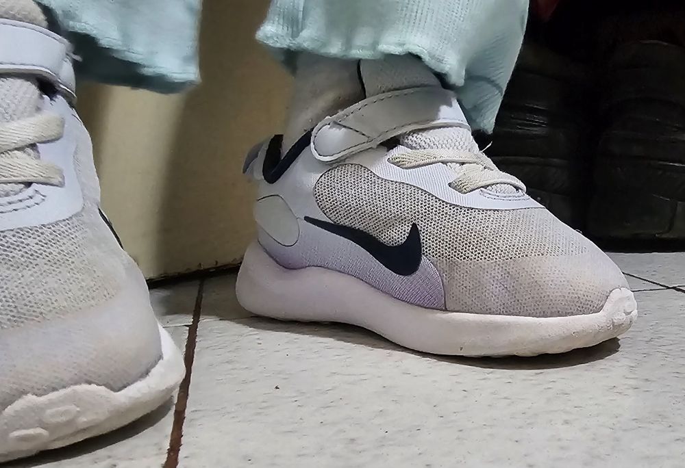 Nike - Обувки за бягане Revolution 7 с велкро, Светло сив/Тъмносин