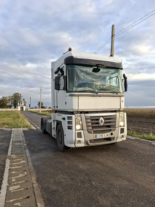 Vând cap tractor Renault magnum automat 500 ,