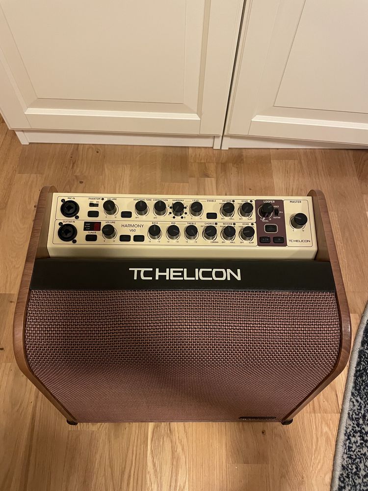 Усилвател за китара и пеене TC Helicon V60