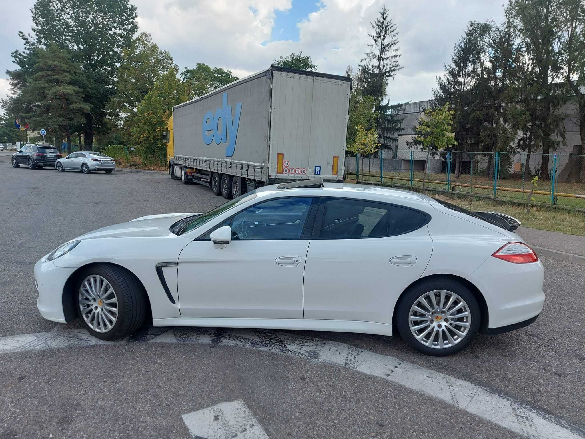 Porche Panamera 4S SPORT-CHRONO