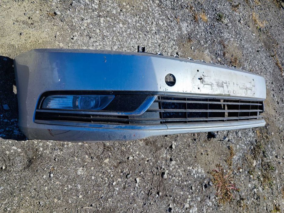 Предна броня VW Passat 7 оборудвана предна броня Volkswagen пасат