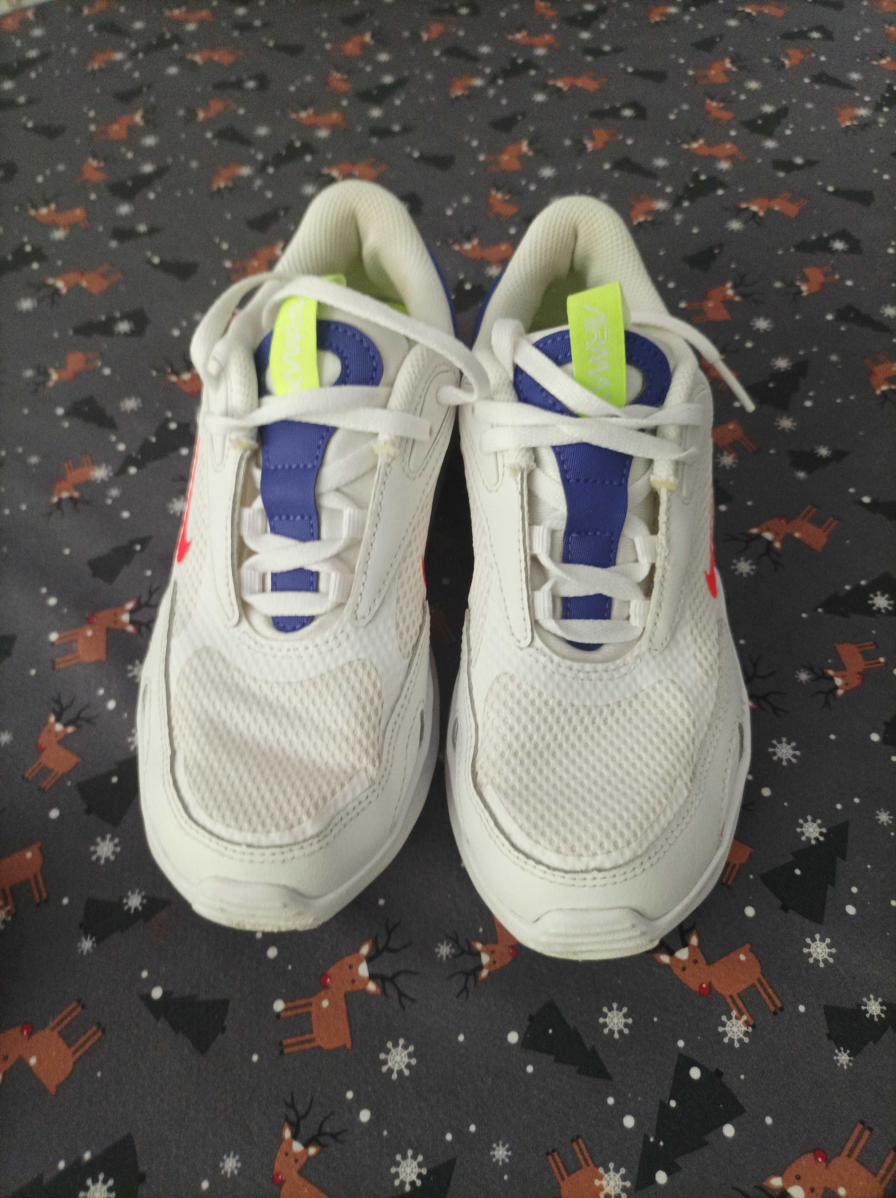 Детски маратонки Nike air max като нови