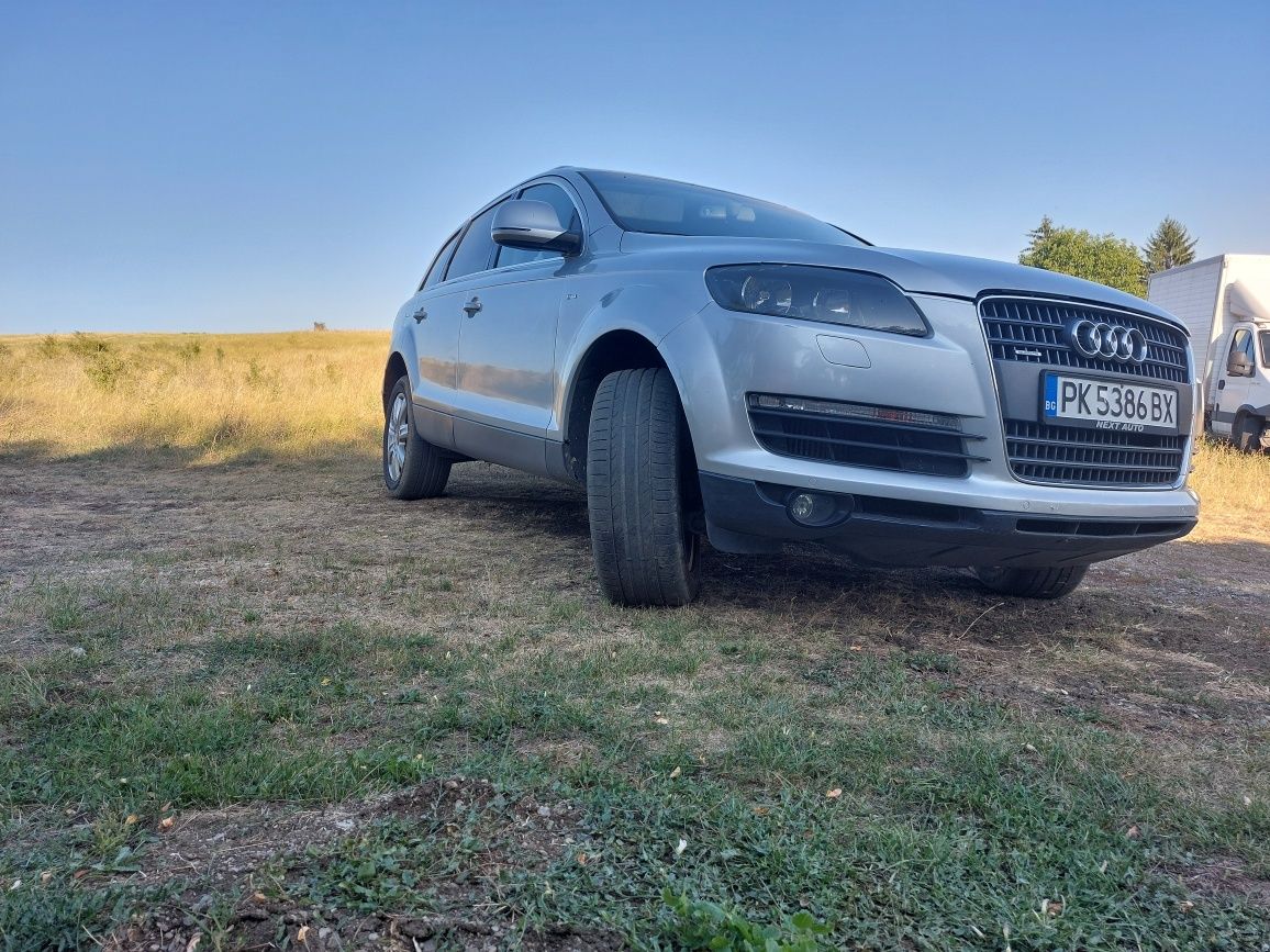 Продава се Audi Q7 3.0tdi