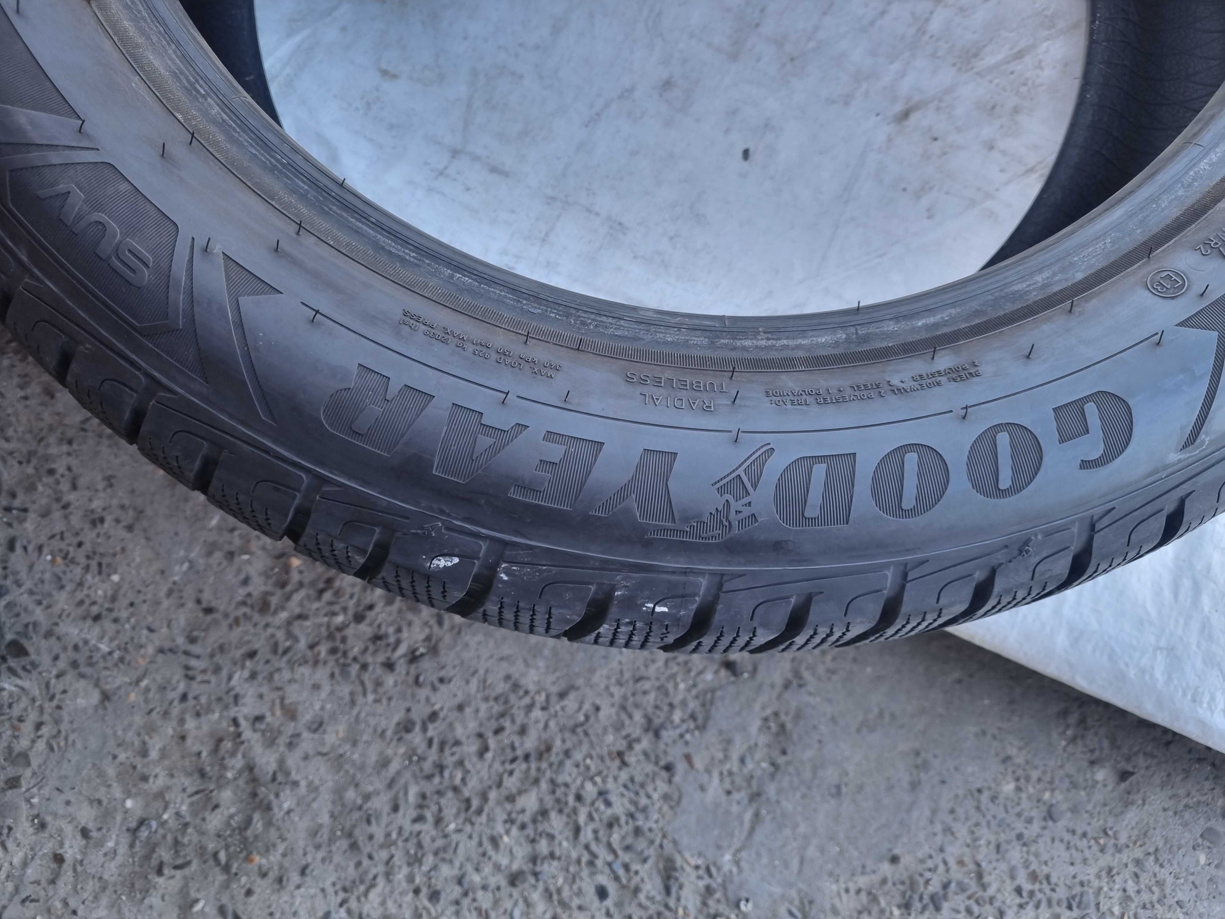 Anvelopa 235 55 19 GoodYear Ultra Grip Performance Iarna Dot 2020