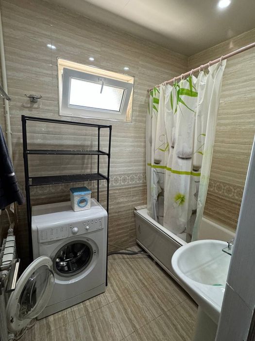 Продается 3х ком кв-ра на ул. Юсуф Хос Ходжиба, ор-р: парк Бабура,80м²