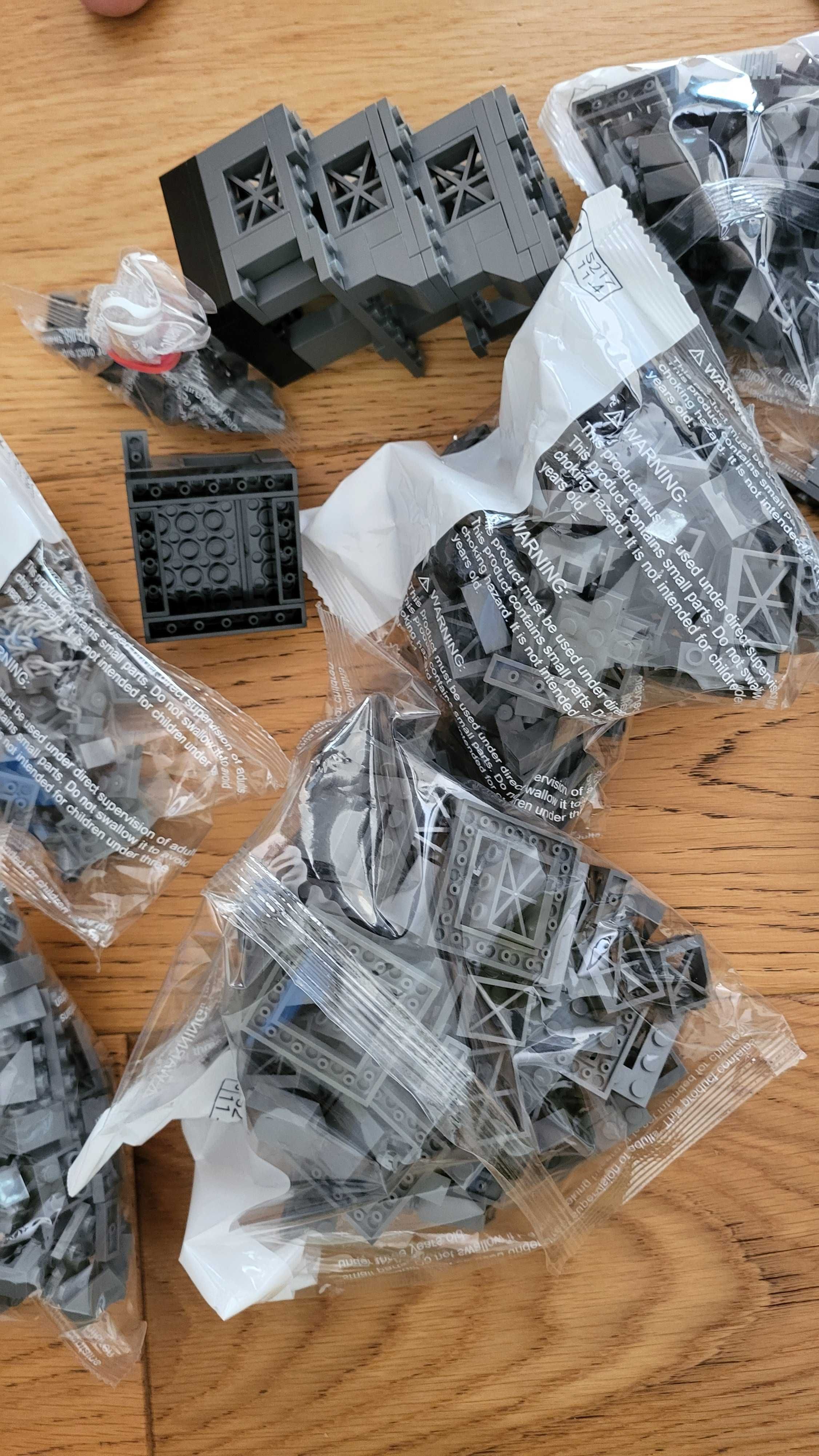 Lego Architecture - Turnul Eiffel