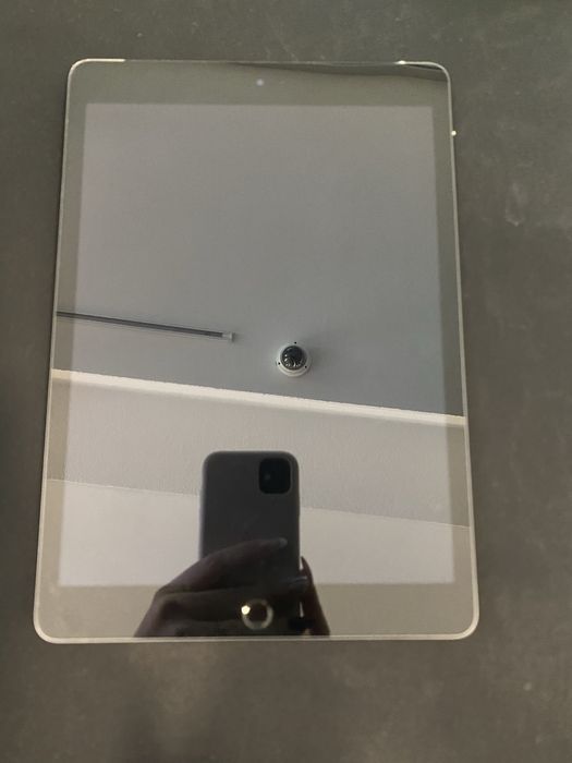 iPad 10.2” 2021 9th Gen Cellular 64Gb id-xxl3148