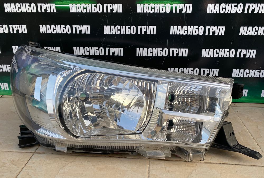 Фар far десен фарове Тойота Toyota HILUX