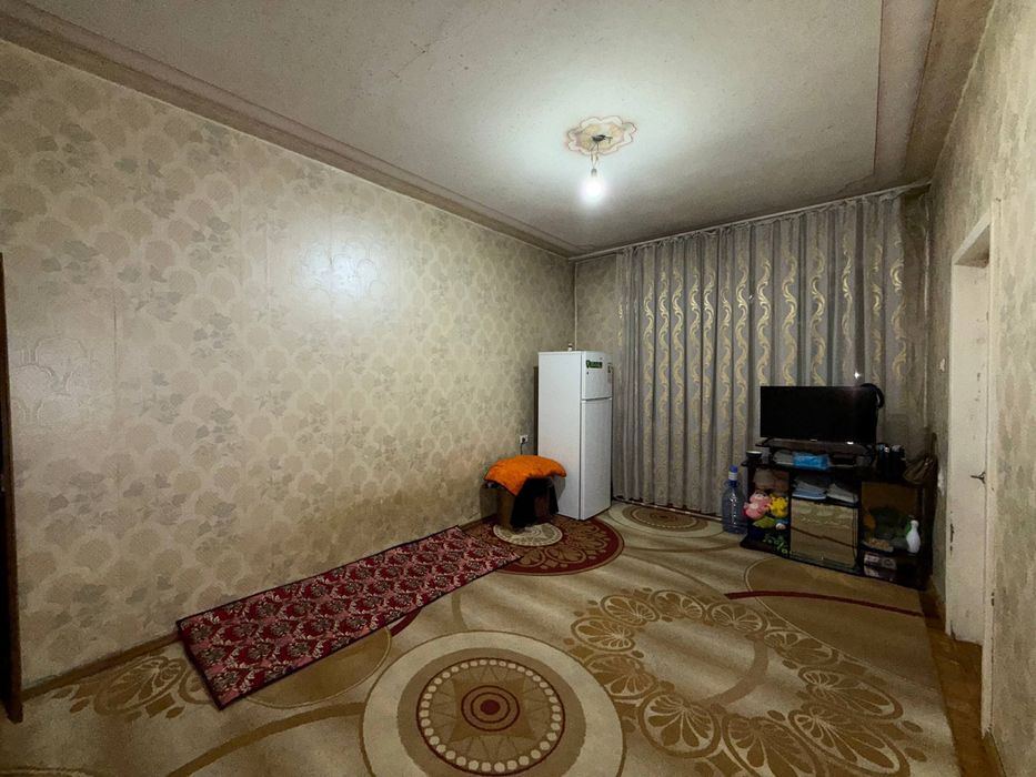 Юнусабод 2.кв 2/4/4 54.квадрат Срочно квартира