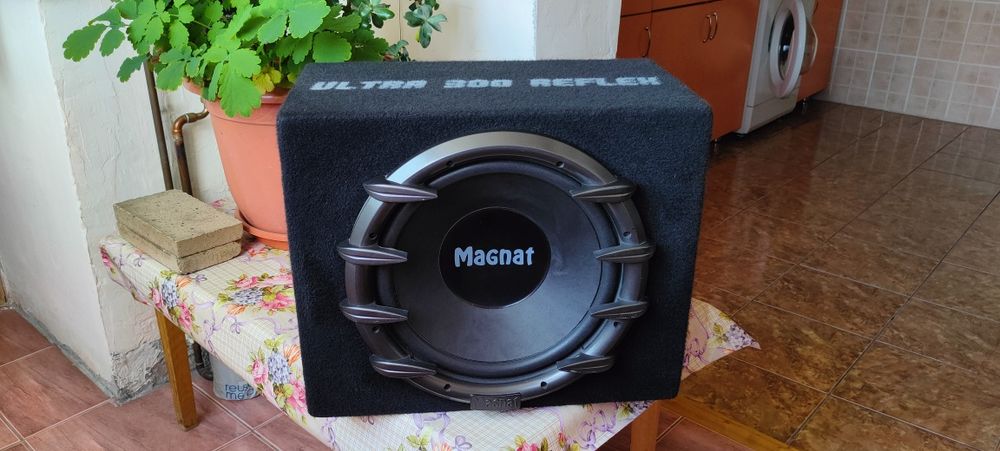 Subwoofer Magnat Ultra 300